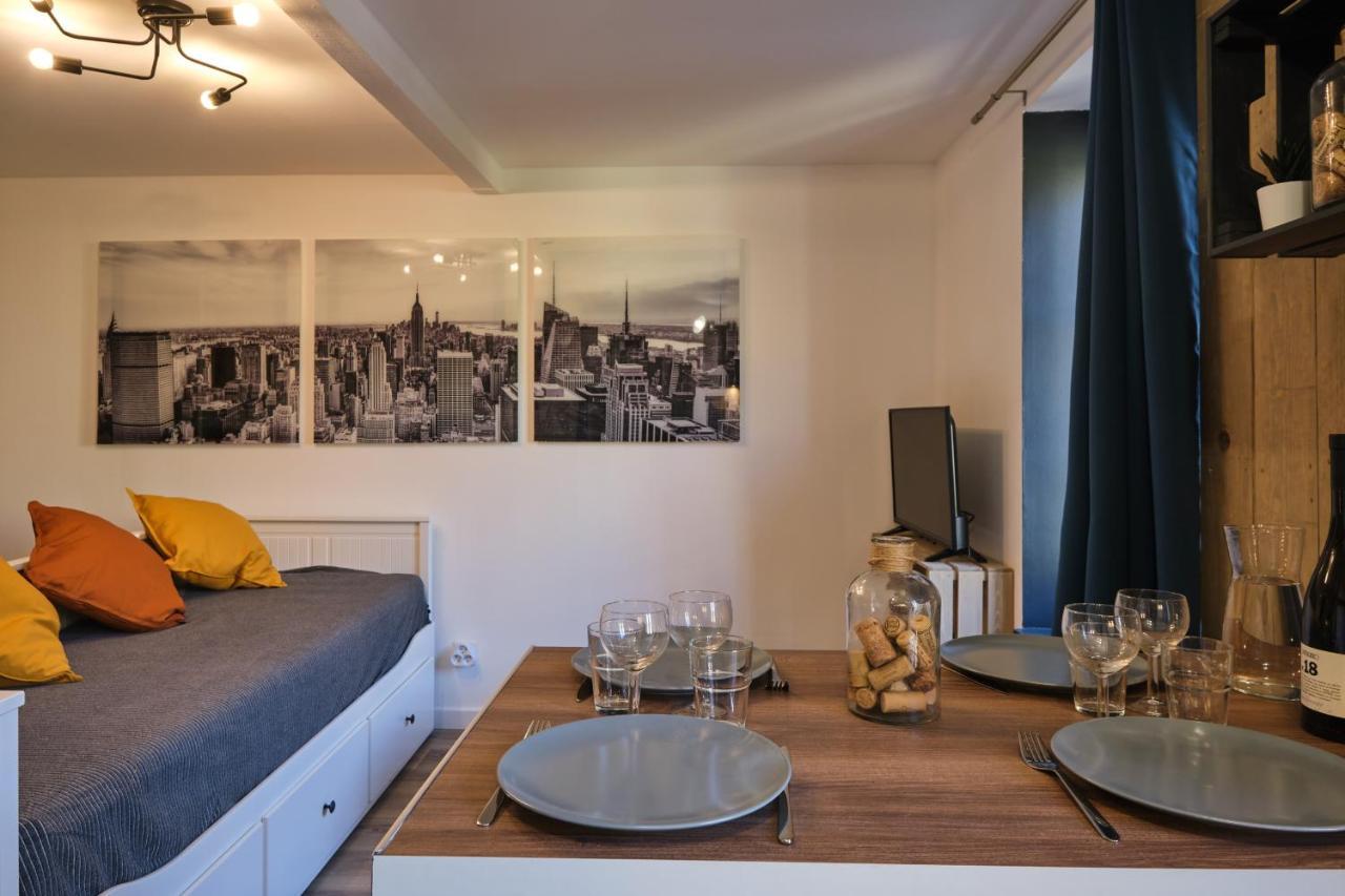 Jules - Appartement Au Calme Dans La Bastide Proche Citee Medieval カルカソンヌ エクステリア 写真